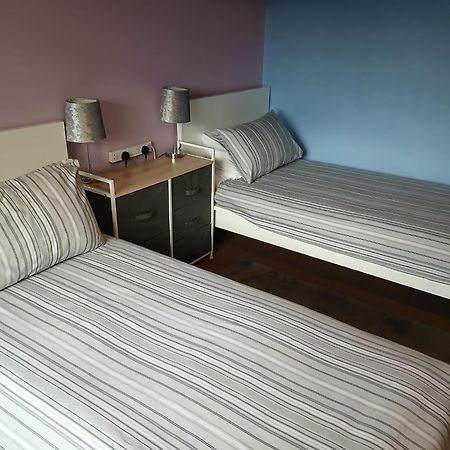 Twin Room In Prescot Homestay Extérieur photo